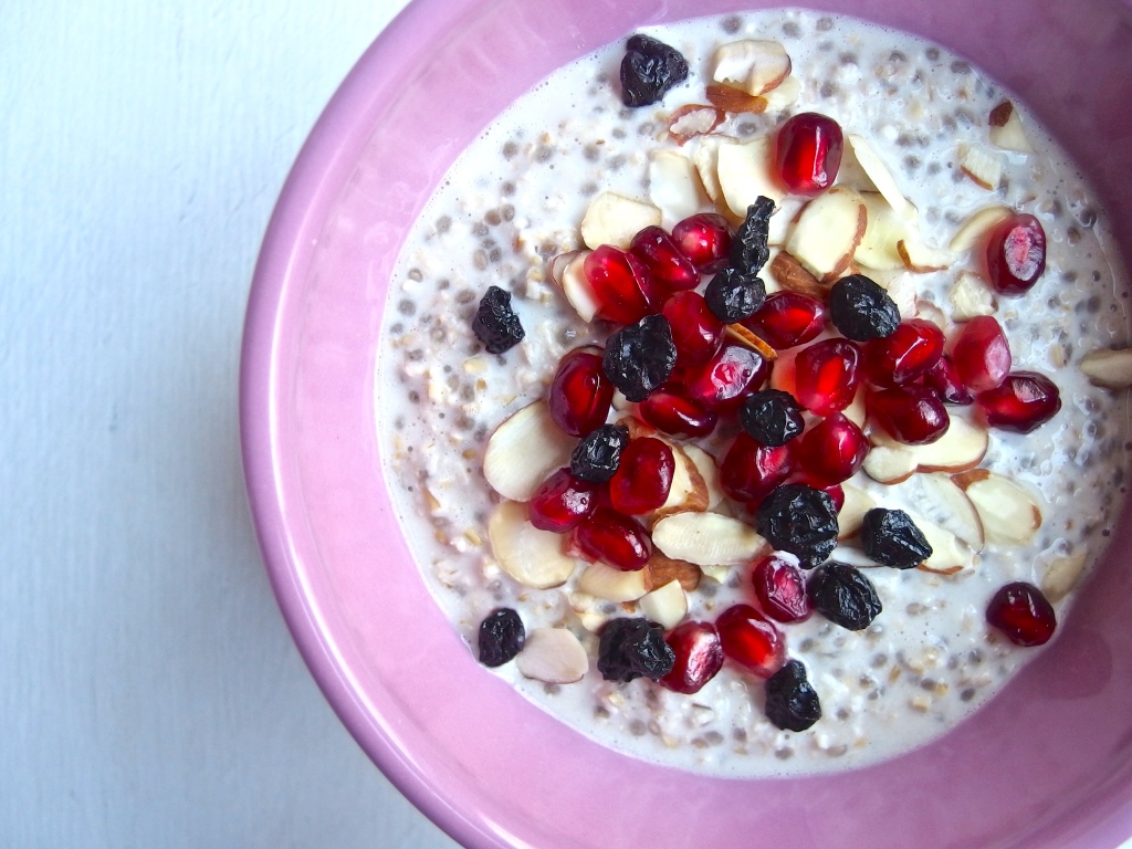 slow cooker superfood oatmeal.